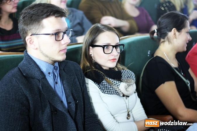 Zdjęcie w galerii na portalu naszwodzislaw.com: Niezwykły koncert Meli Koteluk w RCK "Feniks" wiadomości z regionu