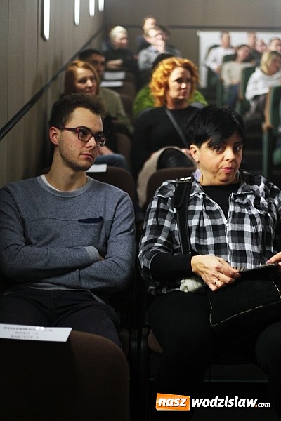 Zdjęcie w galerii na portalu naszwodzislaw.com: Niezwykły koncert Meli Koteluk w RCK "Feniks" wiadomości z regionu