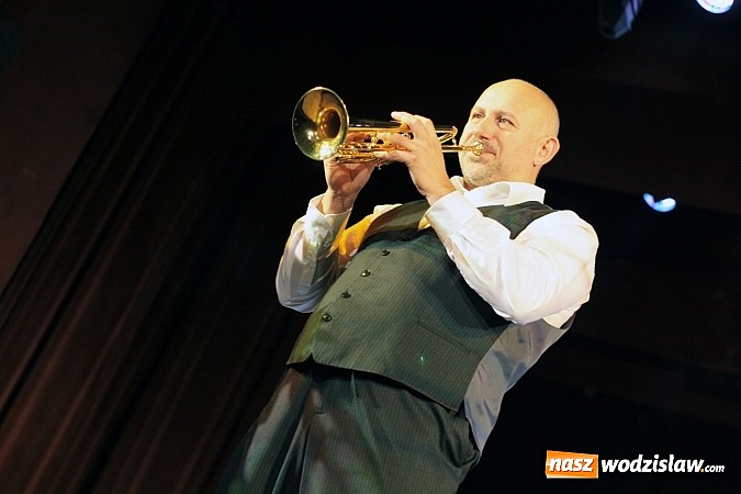 Zdjęcie w galerii na portalu naszwodzislaw.com: Humor połączony z wybitnym talentem muzycznym, czyli koncert austriackiej grupy Mnozil Brass wiadomości z regionu