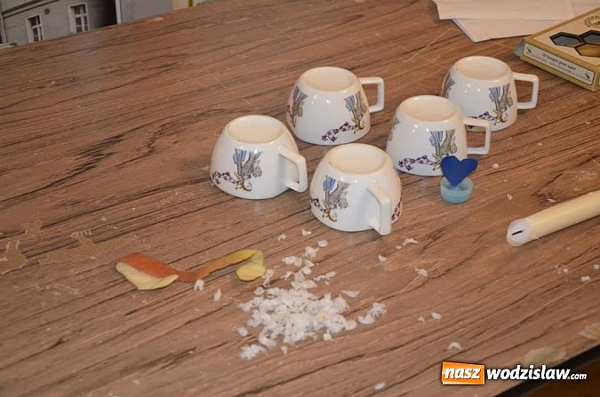 Zdjęcie w galerii na portalu naszwodzislaw.com: O Andrzejkach wiedzą prawie wszystko  wiadomości z regionu