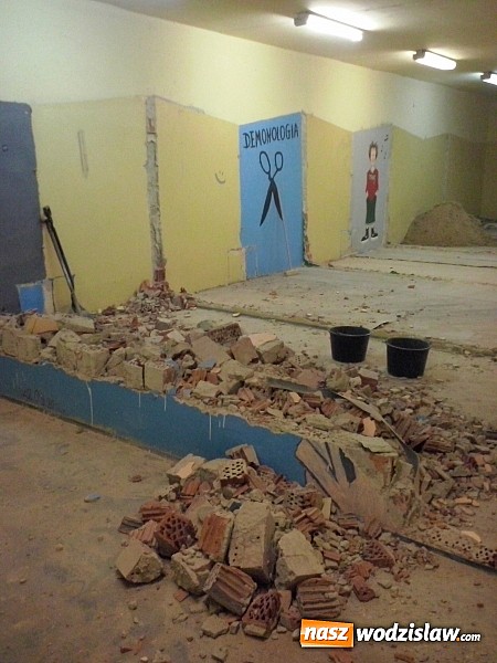 Zdjęcie w galerii na portalu naszwodzislaw.com: Nowa szatnia dla uczniów „Ekonomika” wiadomości z regionu