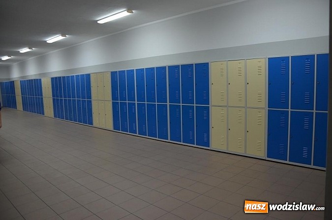Zdjęcie w galerii na portalu naszwodzislaw.com: Nowa szatnia dla uczniów „Ekonomika” wiadomości z regionu
