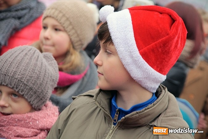 Zdjęcie w galerii na portalu naszwodzislaw.com: Mikołaj zawitał na wodzisławski rynek wiadomości z regionu