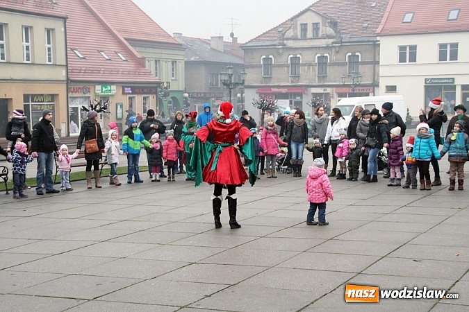 Zdjęcie w galerii na portalu naszwodzislaw.com: Mikołaj zawitał na wodzisławski rynek wiadomości z regionu