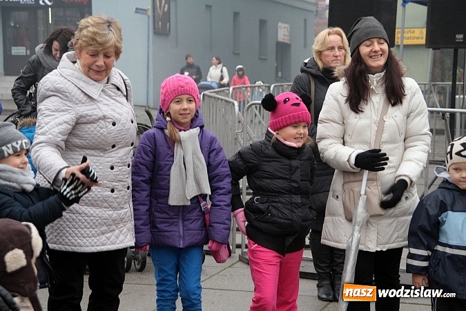 Zdjęcie w galerii na portalu naszwodzislaw.com: Mikołaj zawitał na wodzisławski rynek wiadomości z regionu