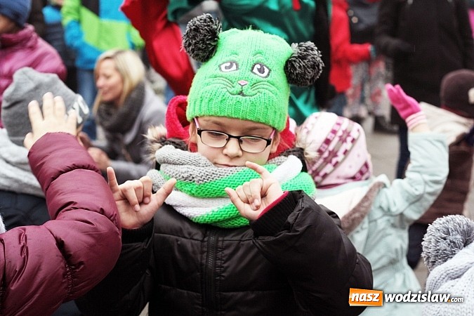 Zdjęcie w galerii na portalu naszwodzislaw.com: Mikołaj zawitał na wodzisławski rynek wiadomości z regionu