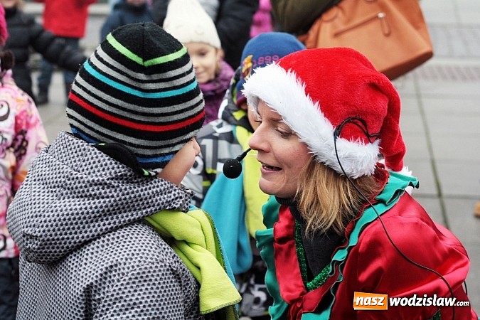 Zdjęcie w galerii na portalu naszwodzislaw.com: Mikołaj zawitał na wodzisławski rynek wiadomości z regionu