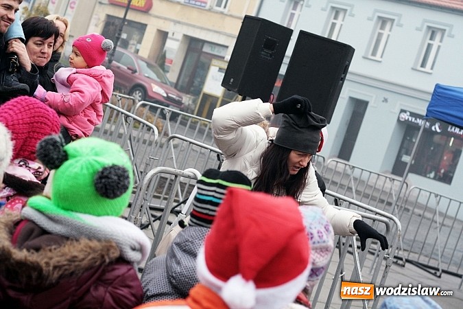 Zdjęcie w galerii na portalu naszwodzislaw.com: Mikołaj zawitał na wodzisławski rynek wiadomości z regionu
