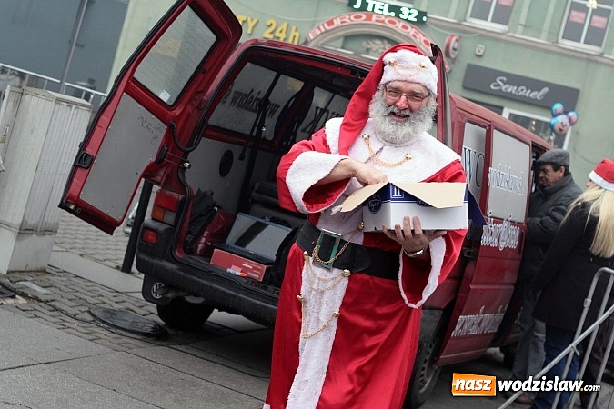 Zdjęcie w galerii na portalu naszwodzislaw.com: Mikołaj zawitał na wodzisławski rynek wiadomości z regionu
