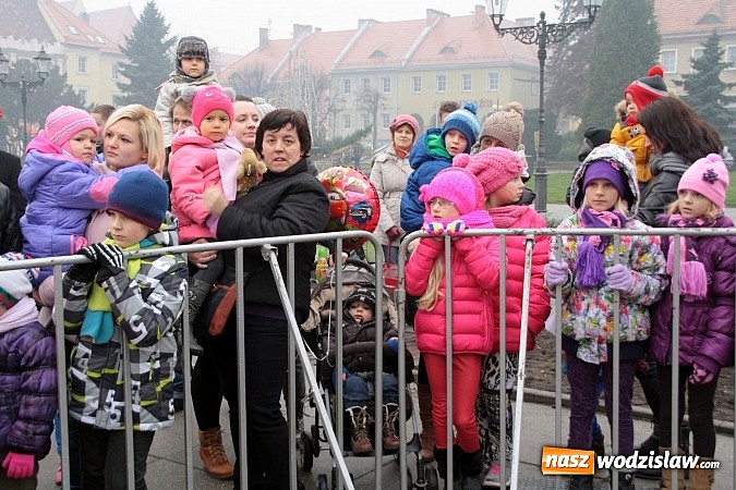 Zdjęcie w galerii na portalu naszwodzislaw.com: Mikołaj zawitał na wodzisławski rynek wiadomości z regionu