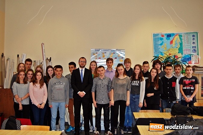 Zdjęcie w galerii na portalu naszwodzislaw.com: ,,Back to school” – spotkanie z przedstawicielem Komisji Europejskiej  wiadomości z regionu