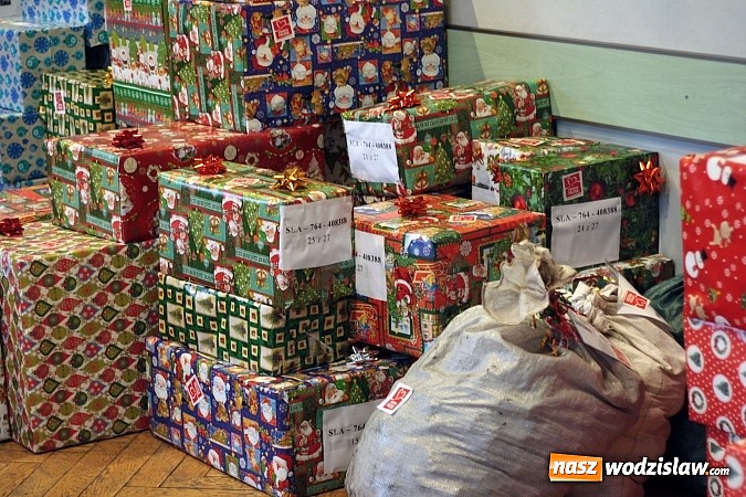 Zdjęcie w galerii na portalu naszwodzislaw.com: Dzisiaj i jutro wielki finał Szlachetnej Paczki - akcja która pokazuje, że wodzisławianie lubią pomagać wiadomości z regionu