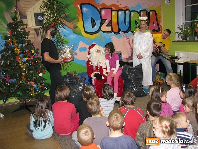 Zdjęcie w galerii na portalu naszwodzislaw.com: Mikołaj zawitał do Dziupli wiadomości z regionu