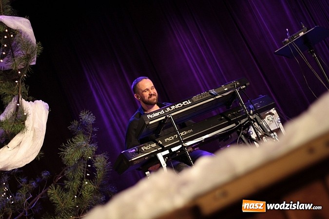 Zdjęcie w galerii na portalu naszwodzislaw.com: Podziękowano wolontariuszom Szlachetnej Paczki. Na gali pojawił się Michał Gasz wiadomości z regionu