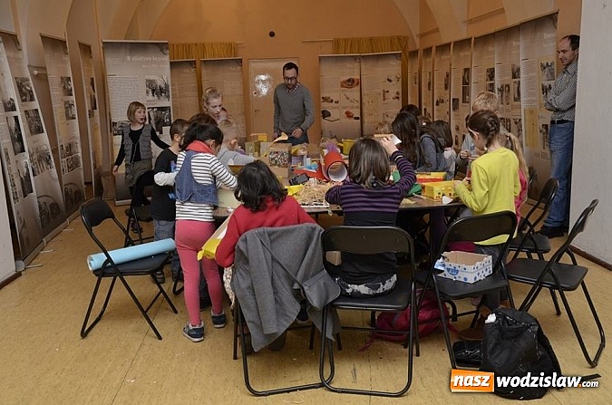 Zdjęcie w galerii na portalu naszwodzislaw.com: Warsztaty szopkarskie w wodzisławskim Muzeum wiadomości z regionu