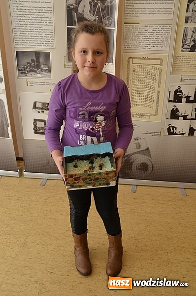 Zdjęcie w galerii na portalu naszwodzislaw.com: Warsztaty szopkarskie w wodzisławskim Muzeum wiadomości z regionu