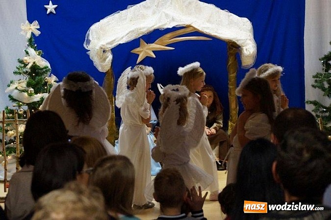 Zdjęcie w galerii na portalu naszwodzislaw.com: Nastrojowe jasełka w Publicznym Przedszkolu nr 18 w Wodzisławiu Śląskim wiadomości z regionu