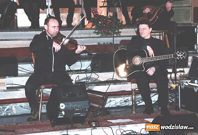 Zdjęcie w galerii na portalu naszwodzislaw.com: Wodzisławianie wspólnie kolędowali w kościele św. Herberta wiadomości z regionu