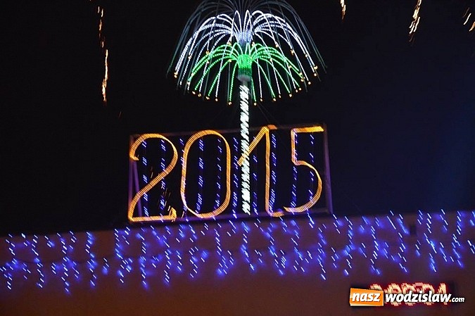 Zdjęcie w galerii na portalu naszwodzislaw.com: Mieszkańcy Radlina wspólnie powitali Nowy Rok wiadomości z regionu