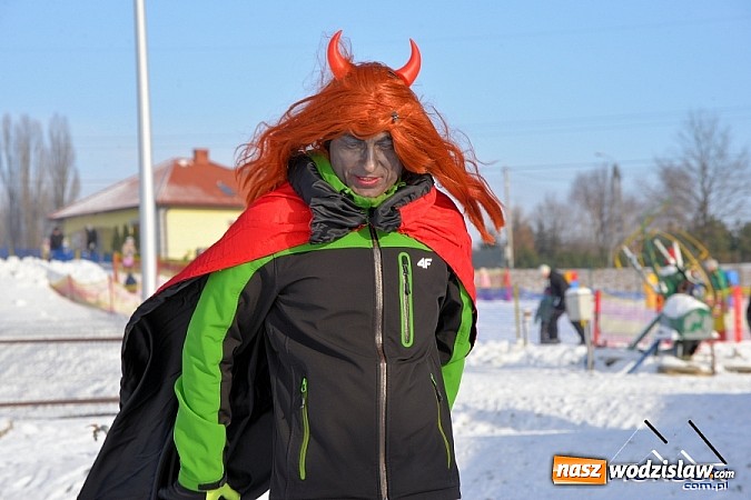 Zdjęcie w galerii na portalu naszwodzislaw.com: Przyjacielski Bieg Sylwestrowy z Klubem Forma za nami. Na starcie stanęło ponad 80. zawodników wiadomości z regionu