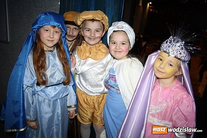 Zdjęcie w galerii na portalu naszwodzislaw.com: XVII Miejski Festiwal Widowisk Jasełkowych  wiadomości z regionu