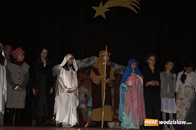 Zdjęcie w galerii na portalu naszwodzislaw.com: XVII Miejski Festiwal Widowisk Jasełkowych  wiadomości z regionu