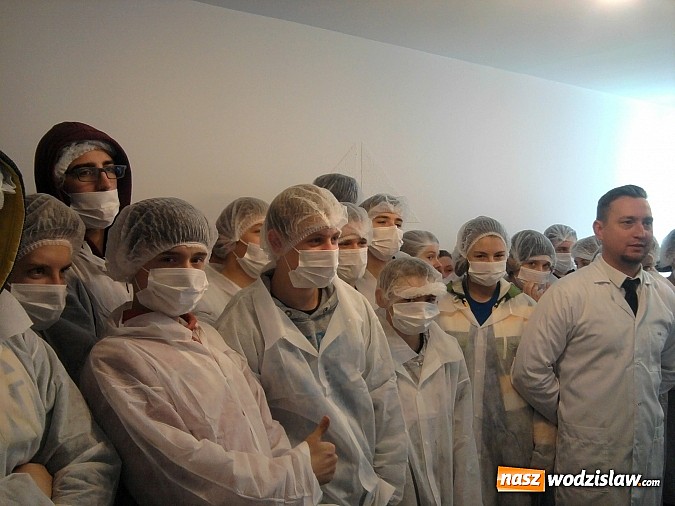 Zdjęcie w galerii na portalu naszwodzislaw.com: Jaką drogę wybrać po gimnazjum? 180. uczniów powiatu wodzisławskiego zwiedzało firmy Ziemi Rybnicko – Wodzisławskiej wiadomości z regionu