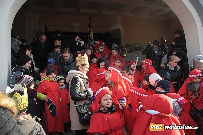 Zdjęcie w galerii na portalu naszwodzislaw.com: Orszak Trzech Króli przeszedł przez Turzę Śląską wiadomości z regionu