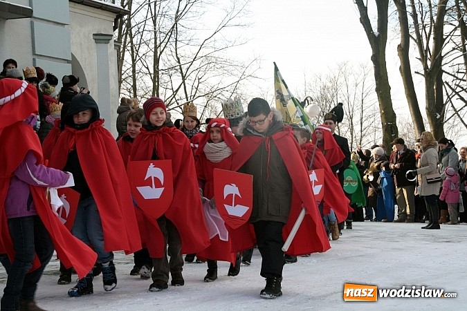 Zdjęcie w galerii na portalu naszwodzislaw.com: Orszak Trzech Króli przeszedł przez Turzę Śląską wiadomości z regionu