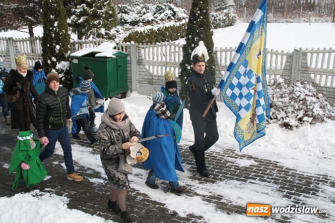 Zdjęcie w galerii na portalu naszwodzislaw.com: Orszak Trzech Króli przeszedł przez Turzę Śląską wiadomości z regionu