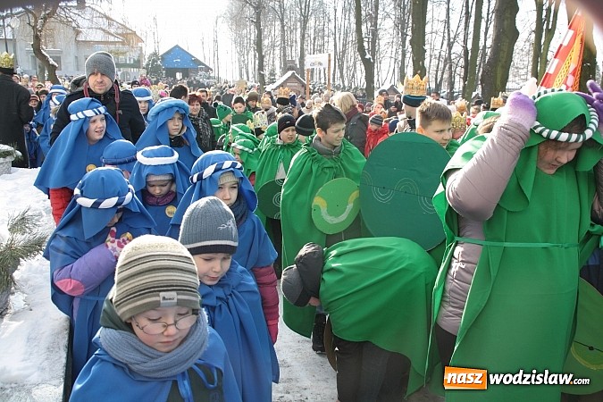 Zdjęcie w galerii na portalu naszwodzislaw.com: Orszak Trzech Króli przeszedł przez Turzę Śląską wiadomości z regionu