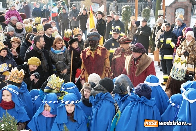 Zdjęcie w galerii na portalu naszwodzislaw.com: Orszak Trzech Króli przeszedł przez Turzę Śląską wiadomości z regionu