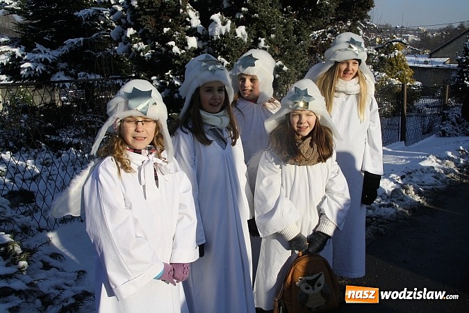 Zdjęcie w galerii na portalu naszwodzislaw.com: Orszak Trzech Króli przeszedł przez Turzę Śląską wiadomości z regionu