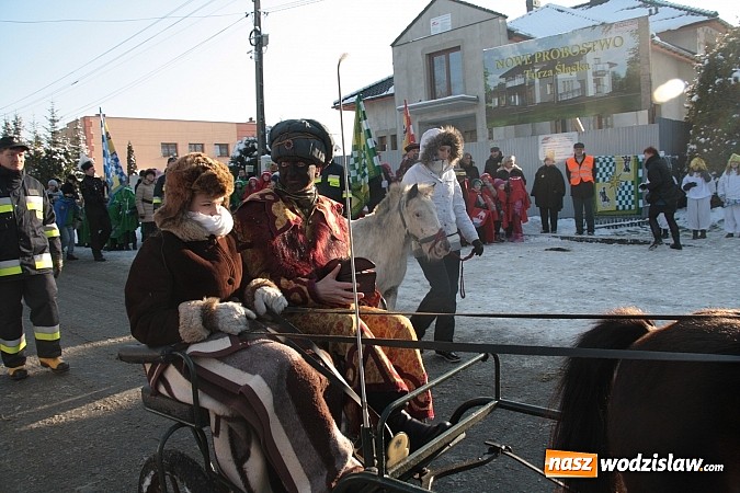 Zdjęcie w galerii na portalu naszwodzislaw.com: Orszak Trzech Króli przeszedł przez Turzę Śląską wiadomości z regionu