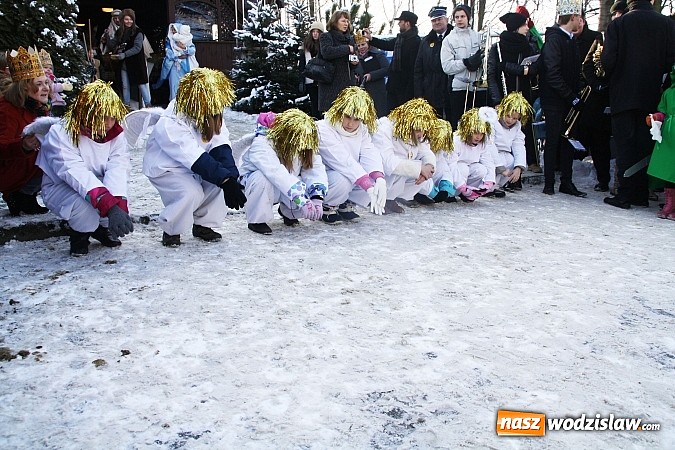 Zdjęcie w galerii na portalu naszwodzislaw.com: Orszak Trzech Króli przeszedł przez Turzę Śląską wiadomości z regionu
