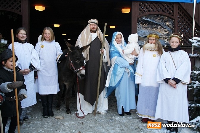 Zdjęcie w galerii na portalu naszwodzislaw.com: Orszak Trzech Króli przeszedł przez Turzę Śląską wiadomości z regionu
