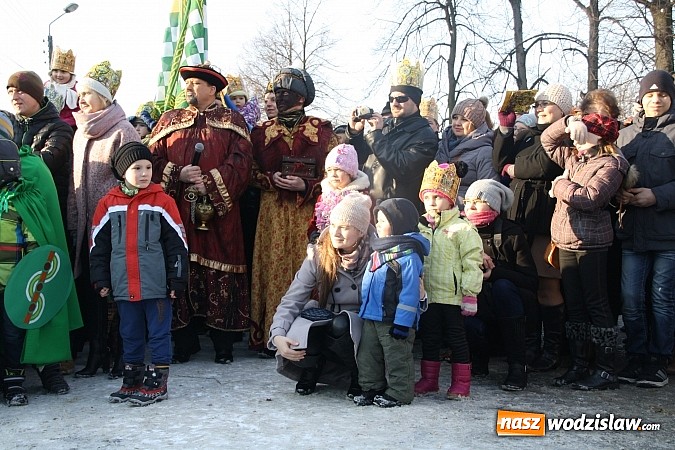 Zdjęcie w galerii na portalu naszwodzislaw.com: Orszak Trzech Króli przeszedł przez Turzę Śląską wiadomości z regionu