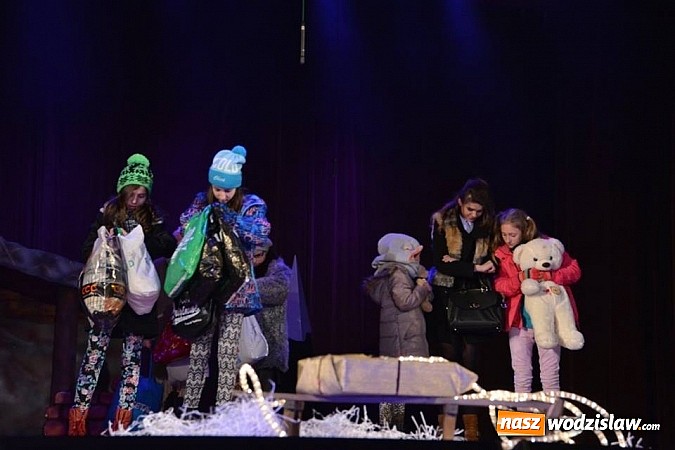 Zdjęcie w galerii na portalu naszwodzislaw.com: XVII Miejski Festiwal Widowisk Jasełkowych - wyniki wiadomości z regionu