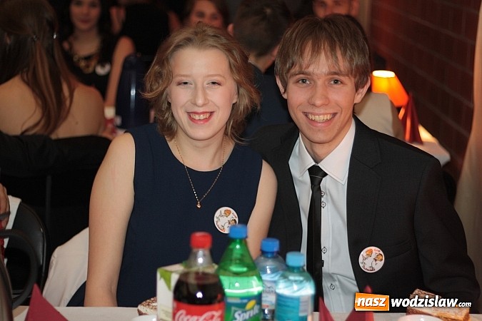 Zdjęcie w galerii na portalu naszwodzislaw.com: Bal maturalny wodzisławskiego ekonomika wiadomości z regionu