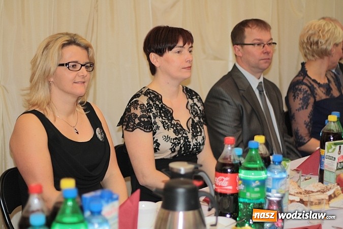 Zdjęcie w galerii na portalu naszwodzislaw.com: Bal maturalny wodzisławskiego ekonomika wiadomości z regionu