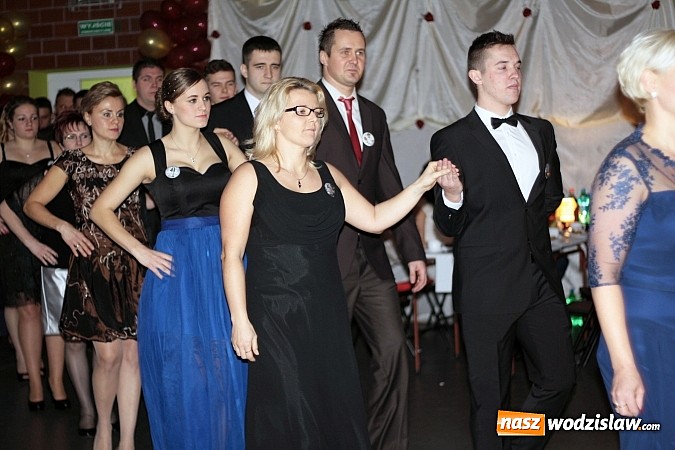 Zdjęcie w galerii na portalu naszwodzislaw.com: Bal maturalny wodzisławskiego ekonomika wiadomości z regionu