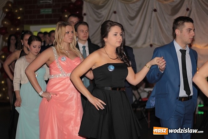 Zdjęcie w galerii na portalu naszwodzislaw.com: Bal maturalny wodzisławskiego ekonomika wiadomości z regionu