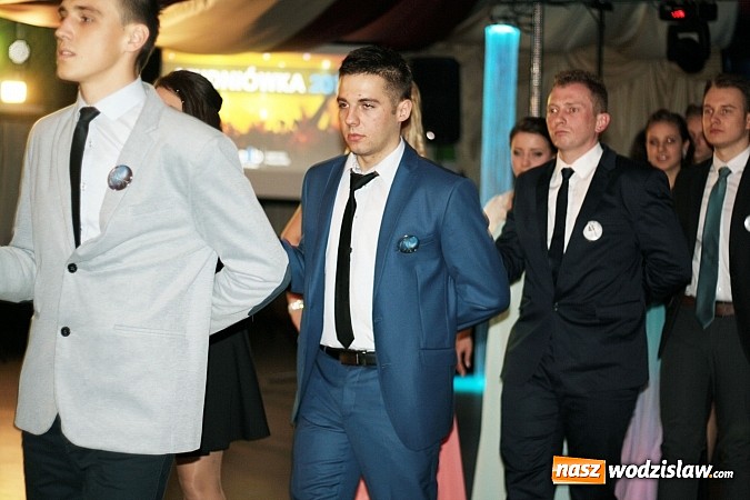 Zdjęcie w galerii na portalu naszwodzislaw.com: Bal maturalny wodzisławskiego ekonomika wiadomości z regionu