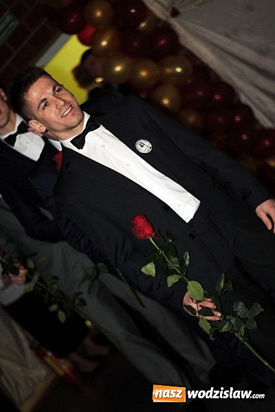 Zdjęcie w galerii na portalu naszwodzislaw.com: Bal maturalny wodzisławskiego ekonomika wiadomości z regionu