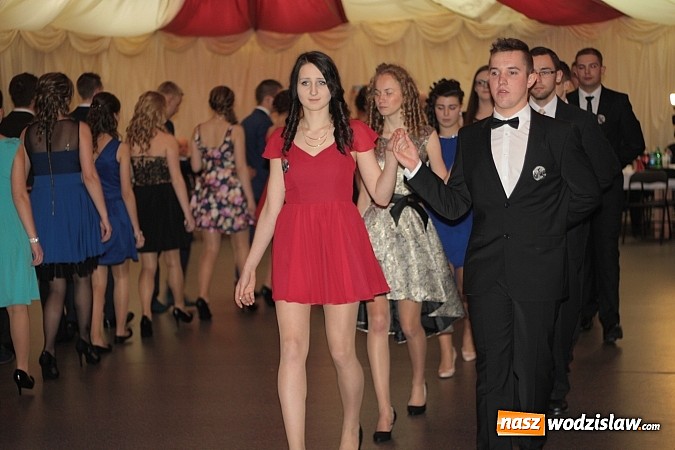 Zdjęcie w galerii na portalu naszwodzislaw.com: Bal maturalny wodzisławskiego ekonomika wiadomości z regionu