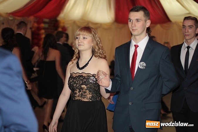 Zdjęcie w galerii na portalu naszwodzislaw.com: Bal maturalny wodzisławskiego ekonomika wiadomości z regionu