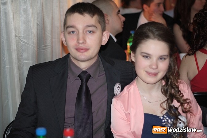 Zdjęcie w galerii na portalu naszwodzislaw.com: Bal maturalny wodzisławskiego ekonomika wiadomości z regionu