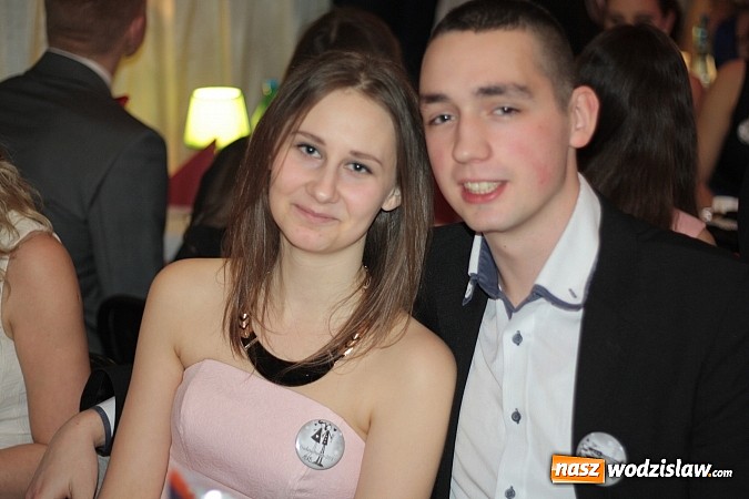 Zdjęcie w galerii na portalu naszwodzislaw.com: Bal maturalny wodzisławskiego ekonomika wiadomości z regionu