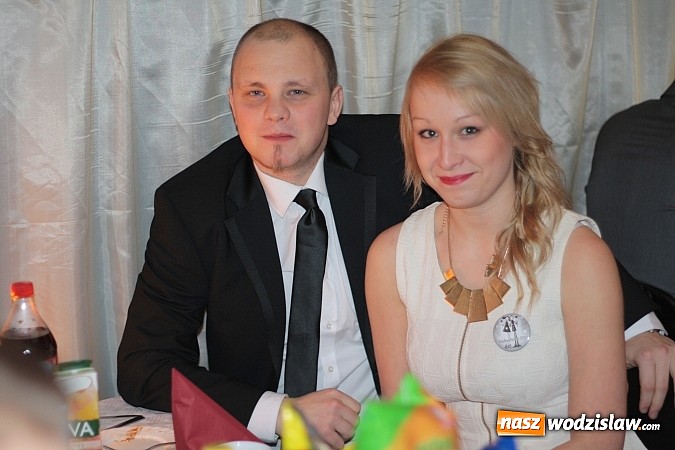 Zdjęcie w galerii na portalu naszwodzislaw.com: Bal maturalny wodzisławskiego ekonomika wiadomości z regionu