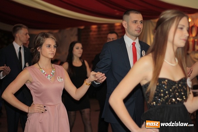 Zdjęcie w galerii na portalu naszwodzislaw.com: Bal maturalny wodzisławskiego ekonomika wiadomości z regionu